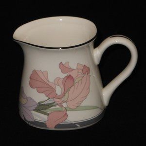 Creamer. Noritake Japan New Decade Cafe du soir